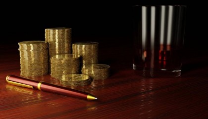 哪里能看到实时的伦敦金行情？3 个权威渠道 + 避坑指南