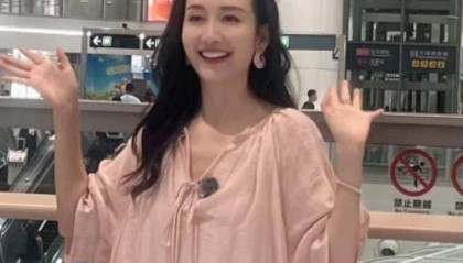 43岁王鸥近况曝光！发际线后移、瘦成皮包骨，科技脸馒化太抢镜