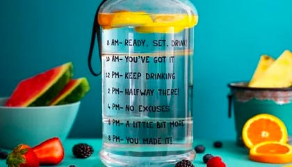 梦网科技收盘下跌1.24%，滚动市盈率347.80倍，总市值115.01亿元