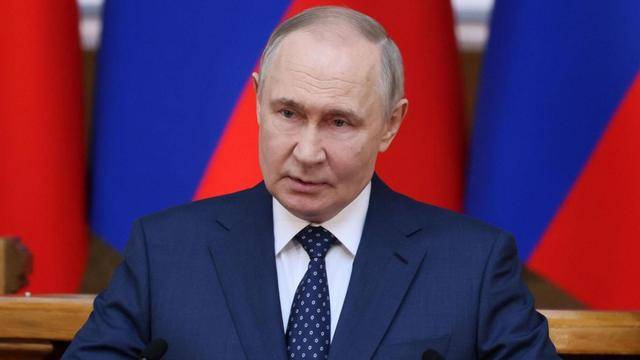 拿下乌克兰八个州？普京一声令下：俄乌边境100公里或发生异动