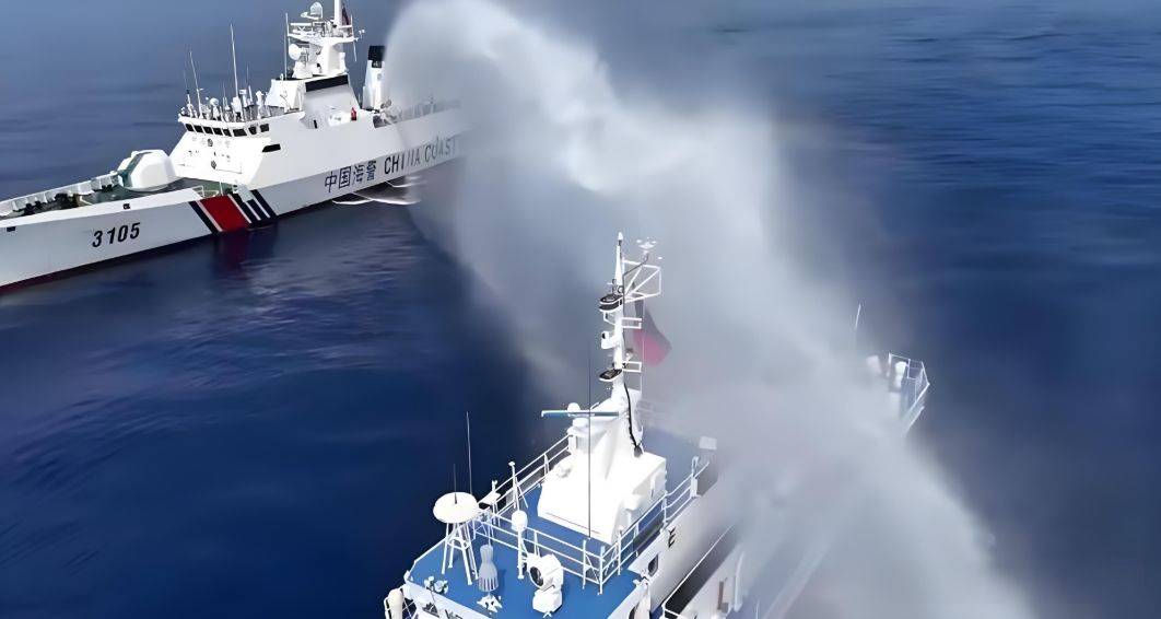 我海警船又被菲船撞伤，南海问题应该怎样解决？