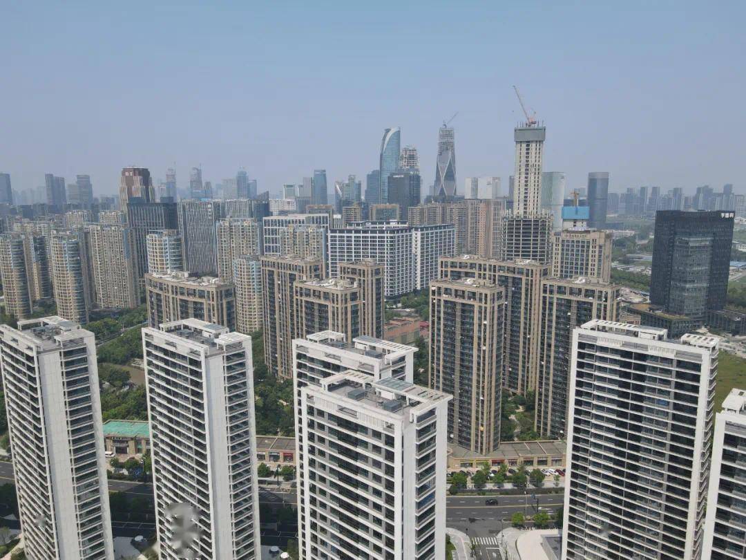 3月买8月卖，反向短线净赚几十万，世纪城惊现“神操作”